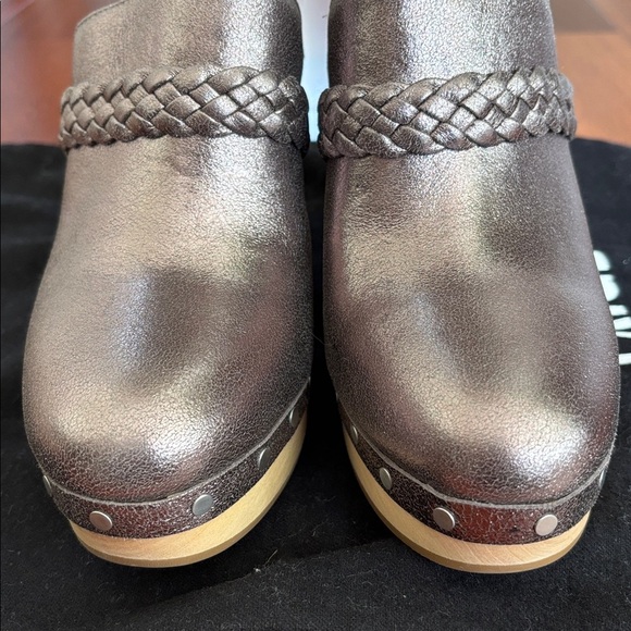 NWOT Paige platform clogs - Picture 3 of 10